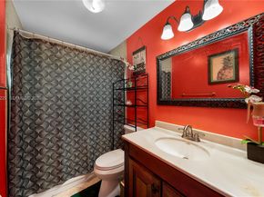 4402 NW 44th Ave, Tamarac FL 33319