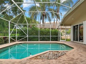 3943 Nighthawk Dr, Weston FL 33331