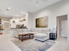 3943 Nighthawk Dr, Weston FL 33331