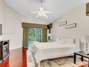 3943 Nighthawk Dr, Weston FL 33331