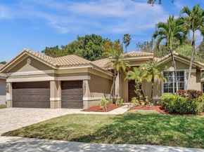 3943 Nighthawk Dr, Weston FL 33331