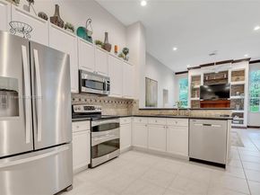 3943 Nighthawk Dr, Weston FL 33331