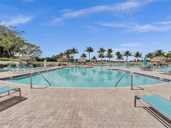 3943 Nighthawk Dr, Weston FL 33331