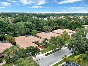 3943 Nighthawk Dr, Weston FL 33331
