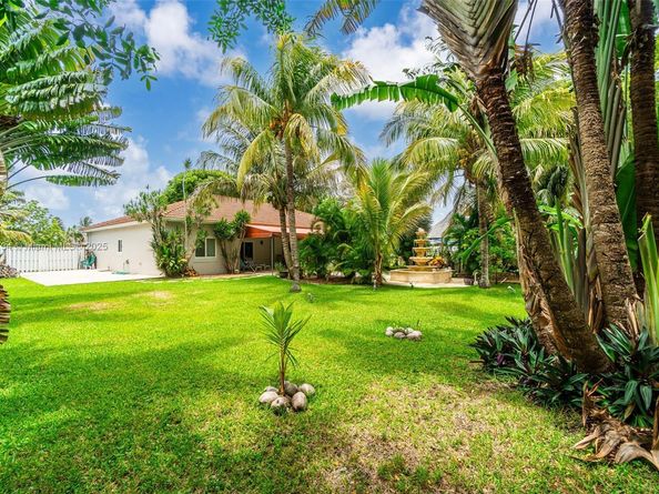 12743 SW 220th St, Miami FL 33170