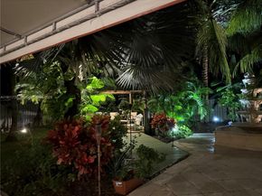 12743 SW 220th St, Miami FL 33170