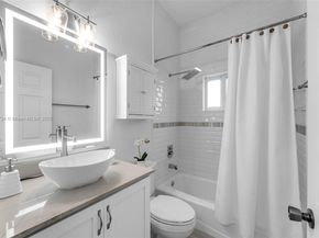 12743 SW 220th St, Miami FL 33170