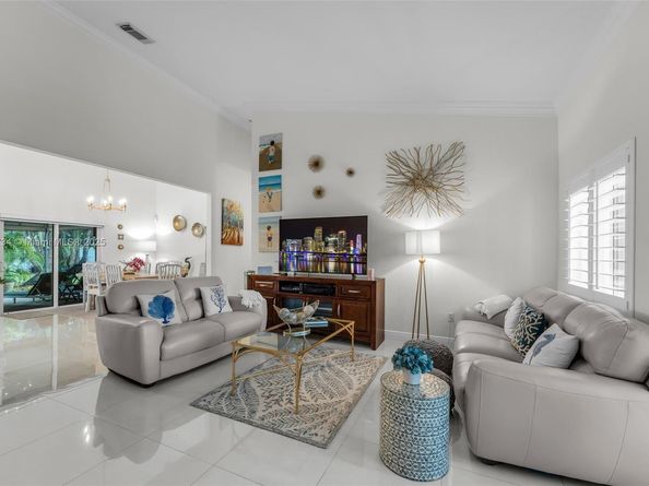 12743 SW 220th St, Miami FL 33170