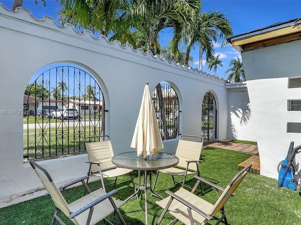 603 N 32nd Ave, Hollywood FL 33021