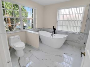 652 NW 133rd Dr, Plantation FL 33325