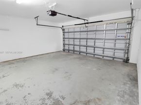 652 NW 133rd Dr, Plantation FL 33325