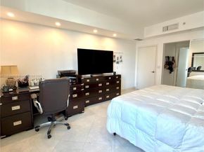 3330 NE 190th St 1610, Aventura FL 33180