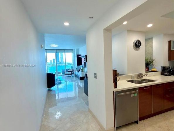 3330 NE 190th St 1610, Aventura FL 33180