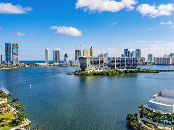 3330 NE 190th St 1610, Aventura FL 33180
