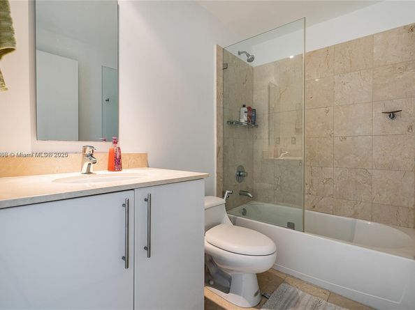 3330 NE 190th St 1610, Aventura FL 33180