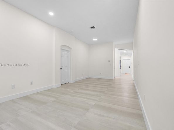16533 NW 21st St, Pembroke Pines FL 33028
