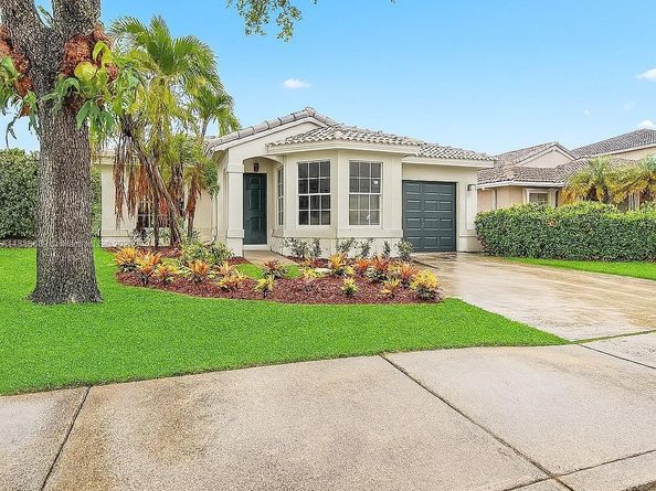 16533 NW 21st St, Pembroke Pines FL 33028