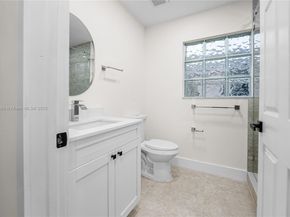 16533 NW 21st St, Pembroke Pines FL 33028