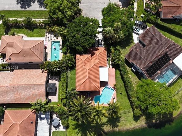 542 NW 39th Ter, Deerfield Beach FL 33442