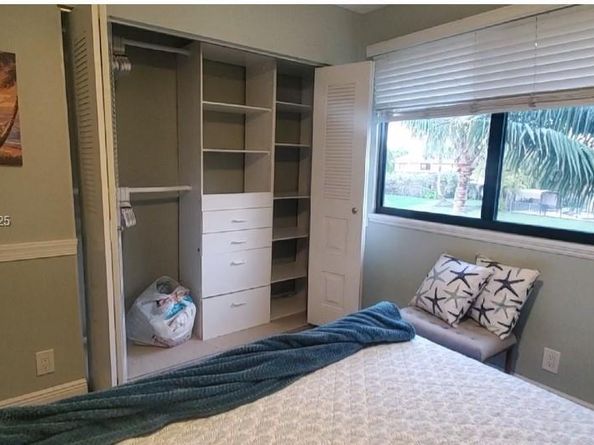 542 NW 39th Ter, Deerfield Beach FL 33442