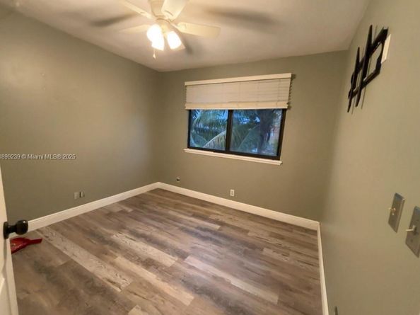 542 NW 39th Ter, Deerfield Beach FL 33442