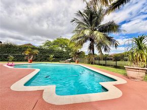542 NW 39th Ter, Deerfield Beach FL 33442