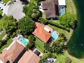 542 NW 39th Ter, Deerfield Beach FL 33442