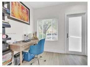 2900 SW 4th St, Miami FL 33135