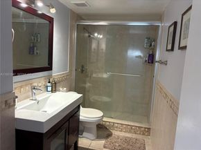 20537 NE 6th Ct, Miami FL 33179