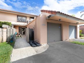 20537 NE 6th Ct, Miami FL 33179