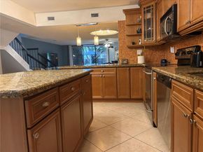 20537 NE 6th Ct, Miami FL 33179