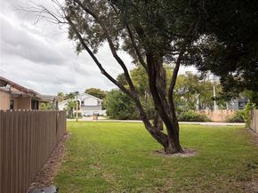 20537 NE 6th Ct, Miami FL 33179