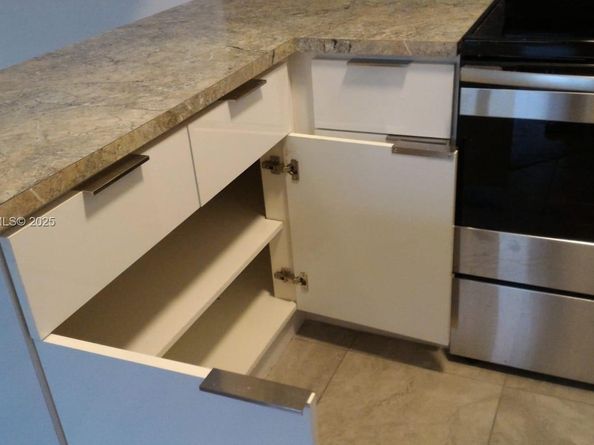 1755 NE 116th Rd 15, North Miami FL 33181