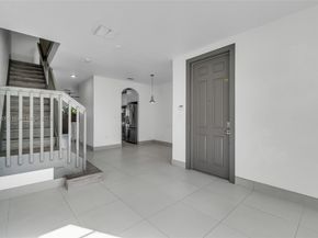 1720 NE 33rd Ave 1045, Homestead FL 33033