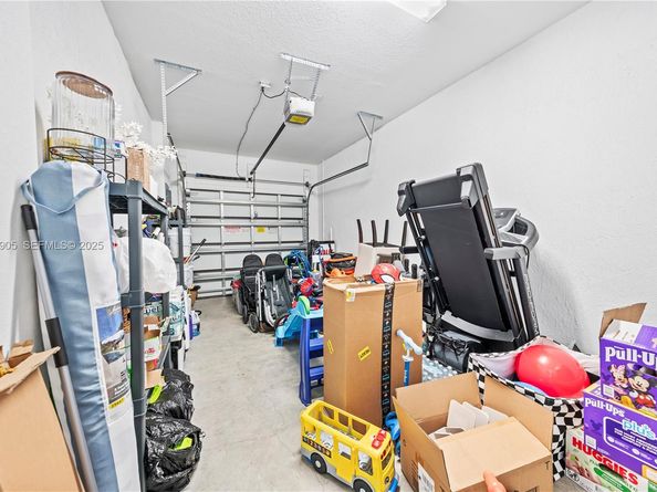 10887 SW 232nd Ter, Homestead FL 33032