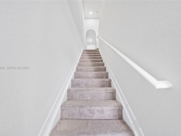 10887 SW 232nd Ter, Homestead FL 33032