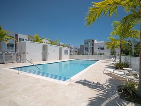 2561 NE 193rd St 1103, Miami FL 33180