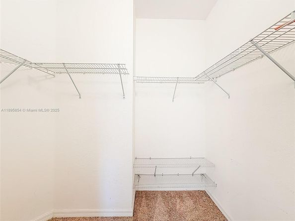 1082 NW 33rd Mnr, Pompano Beach FL 33064