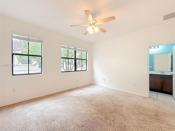 1082 NW 33rd Mnr, Pompano Beach FL 33064