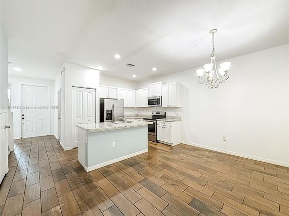 1082 NW 33rd Mnr, Pompano Beach FL 33064