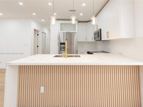 6210 Kimberly Blvd, North Lauderdale FL 33068