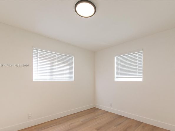 6210 Kimberly Blvd, North Lauderdale FL 33068