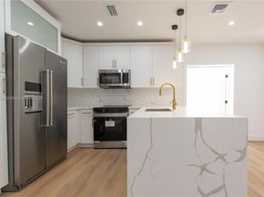 6210 Kimberly Blvd, North Lauderdale FL 33068