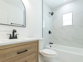 6210 Kimberly Blvd, North Lauderdale FL 33068