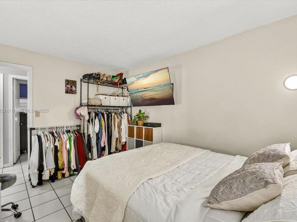 14049 SW 55th St, Miami FL 33175