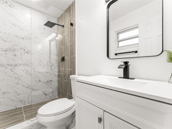 4649 SW 28th Ave, Dania Beach FL 33312