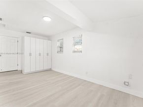 4649 SW 28th Ave, Dania Beach FL 33312