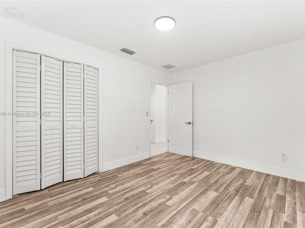 4649 SW 28th Ave, Dania Beach FL 33312