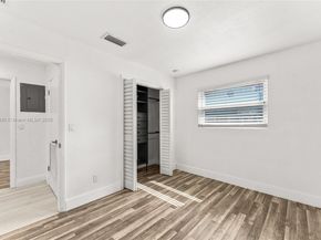 4649 SW 28th Ave, Dania Beach FL 33312