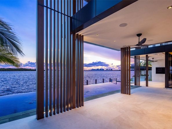 11404 N Bayshore Dr, North Miami FL 33181